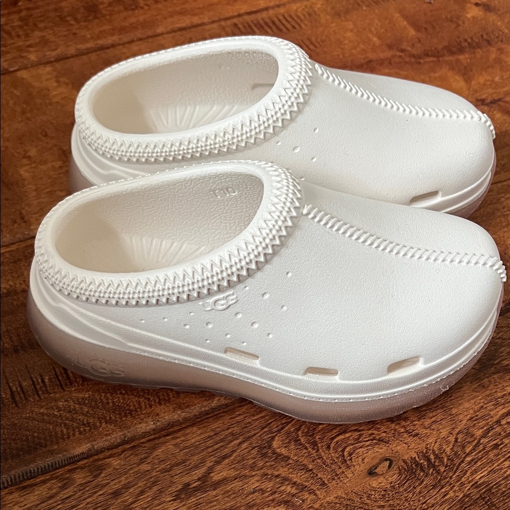 UGG Kids Tasman Sport White Slip-On Clogs waterproof